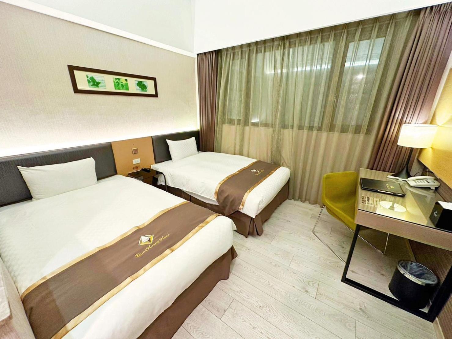 Tsun Huang Hotel Kota Chiayi Ruang foto